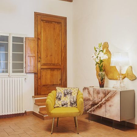 Michael'S Home - Cozy Apartment In The Heart Of Lucca Eksteriør billede