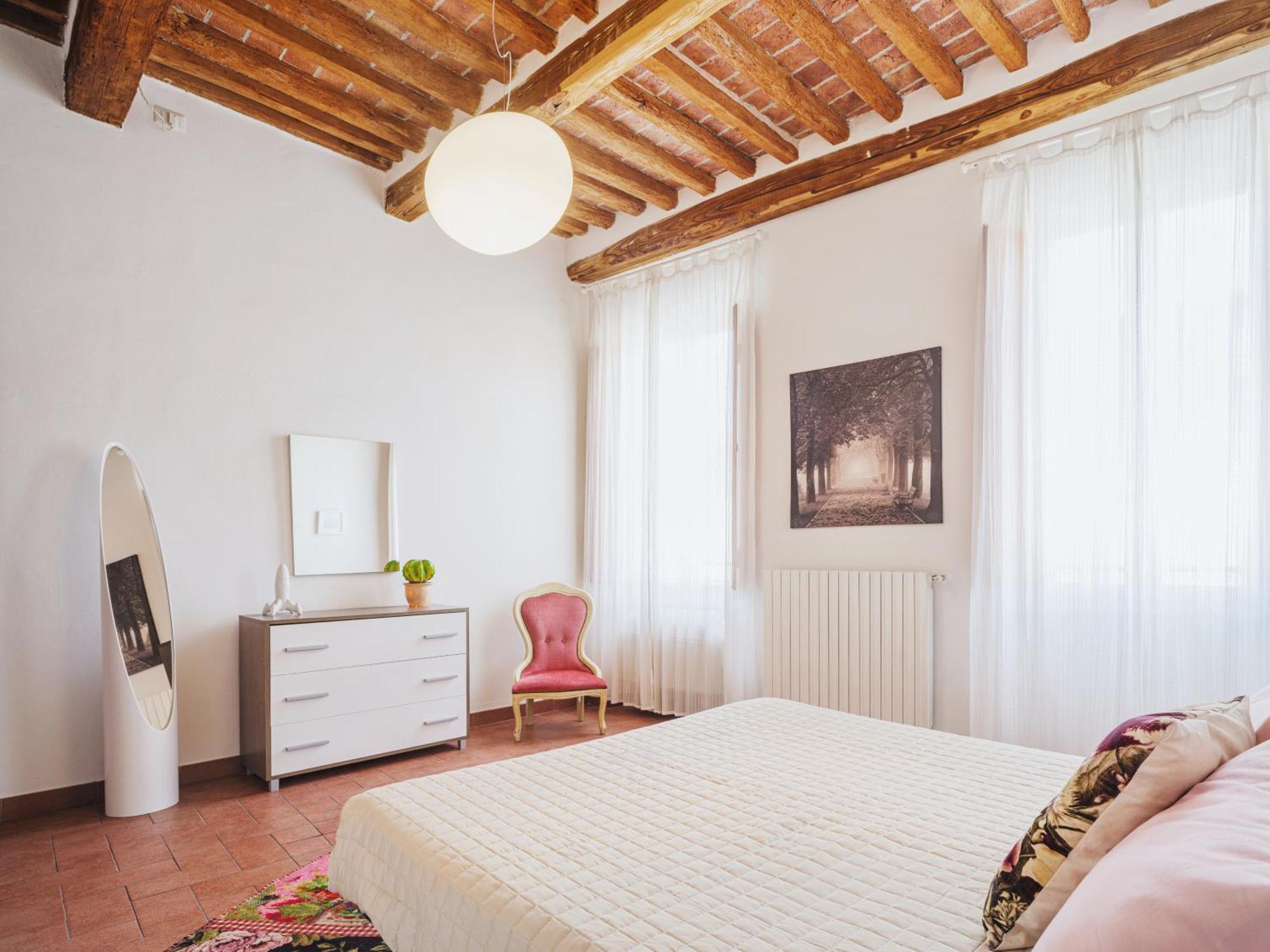 Michael'S Home - Cozy Apartment In The Heart Of Lucca Eksteriør billede