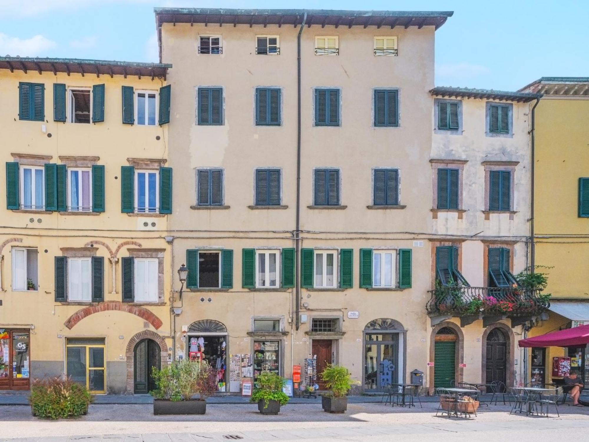Michael'S Home - Cozy Apartment In The Heart Of Lucca Eksteriør billede